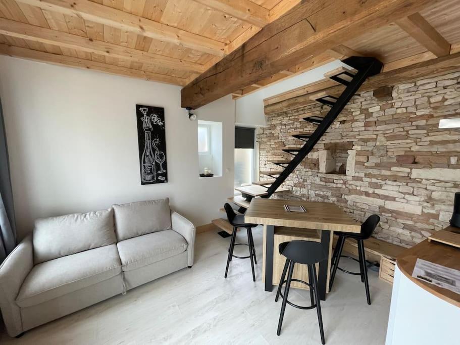 Viré Charmante Maison De Village מראה חיצוני תמונה